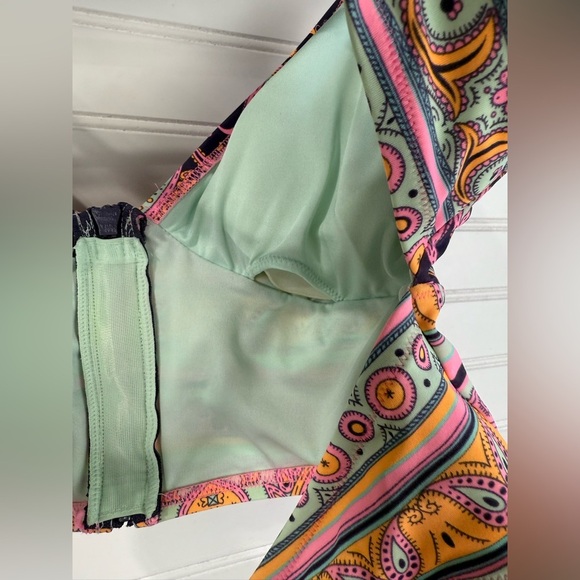 Victoria’s Secret tankini bikini paisley pink, purple, mint swimsuit set. Size M - Picture 9 of 16
